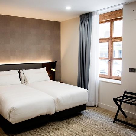 Prisma Suites Salamanca Esterno foto