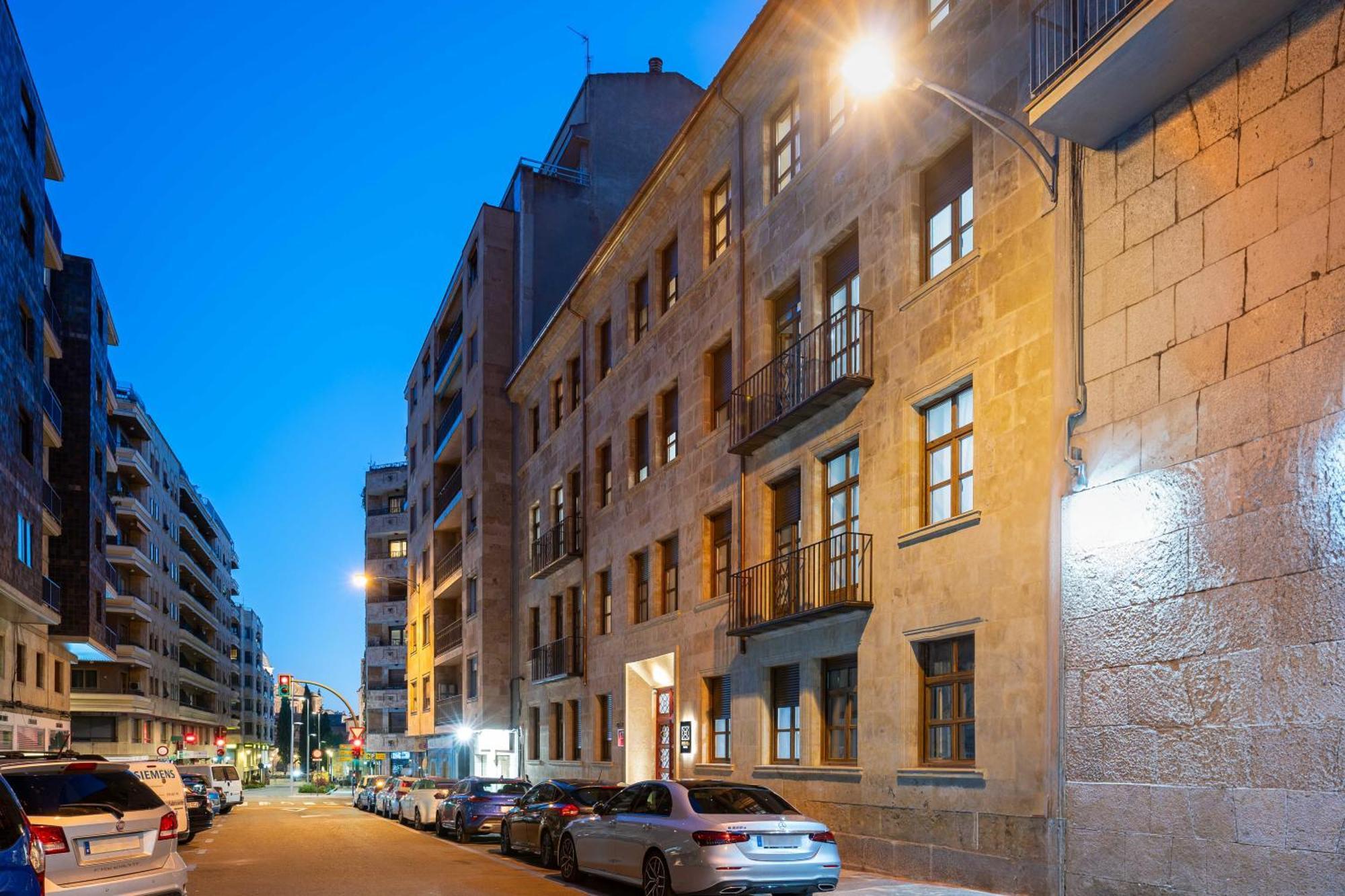 Prisma Suites Salamanca Esterno foto