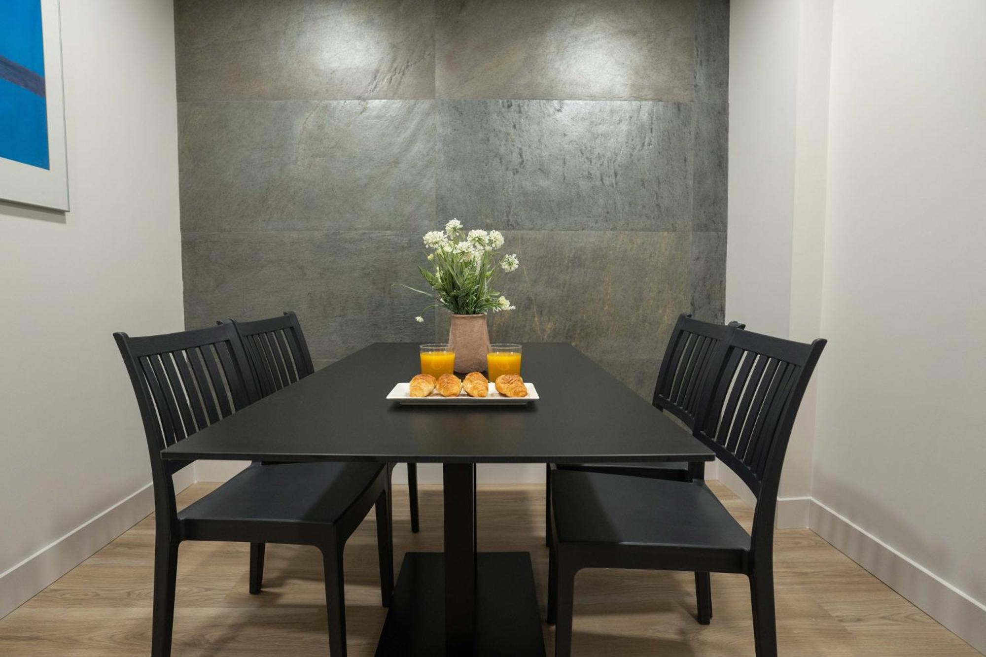 Prisma Suites Salamanca Esterno foto