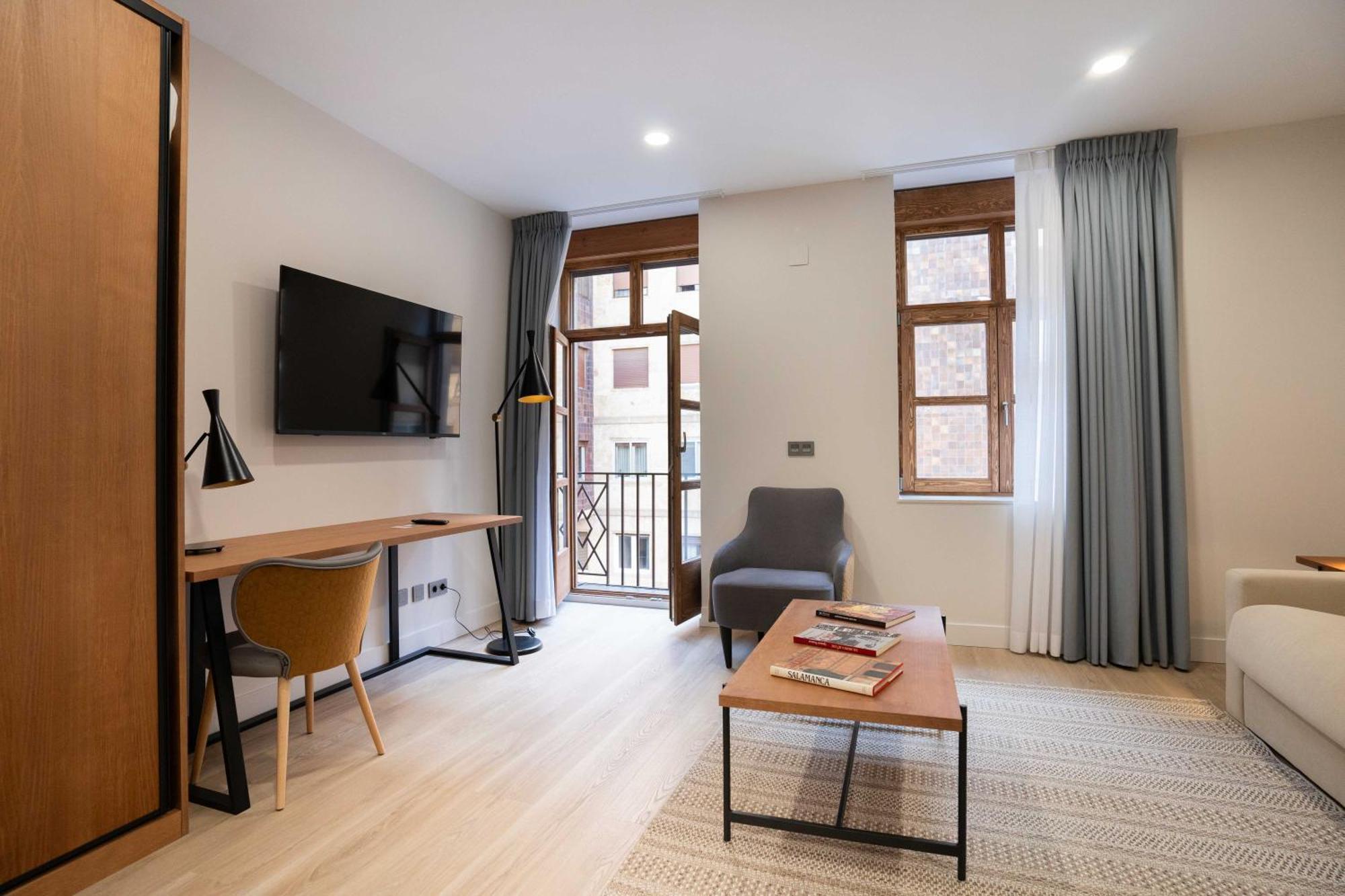 Prisma Suites Salamanca Esterno foto
