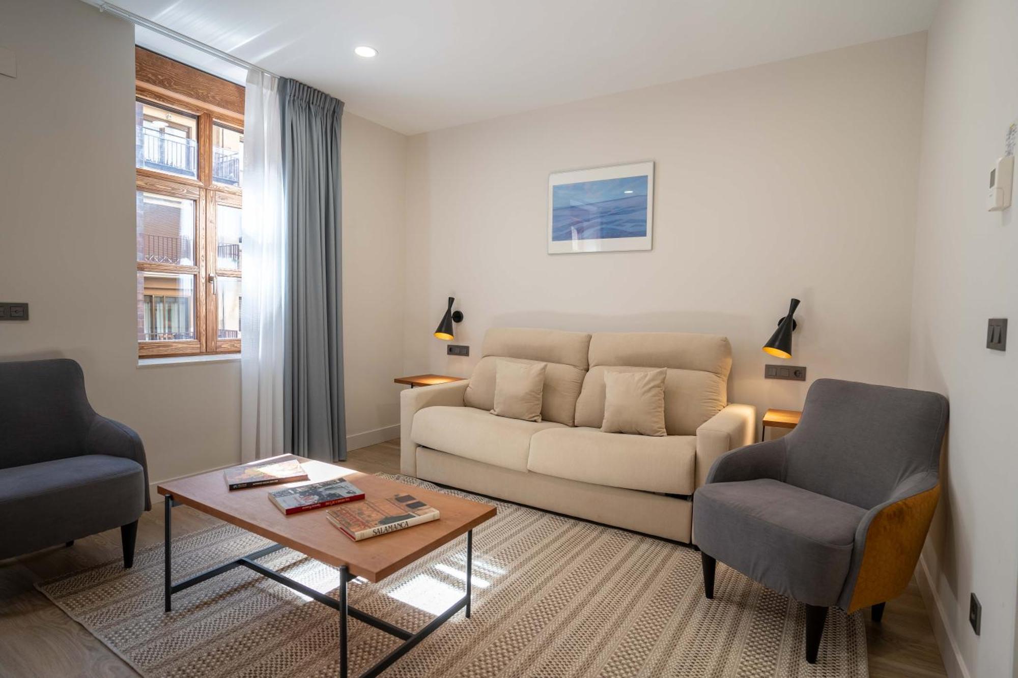 Prisma Suites Salamanca Esterno foto