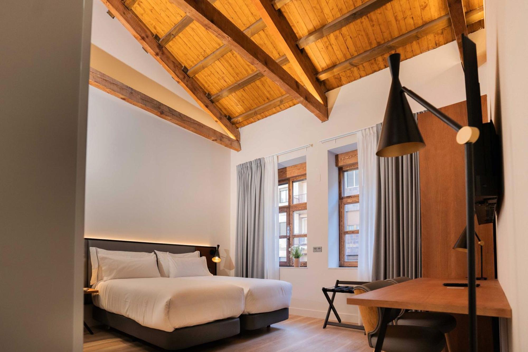 Prisma Suites Salamanca Esterno foto