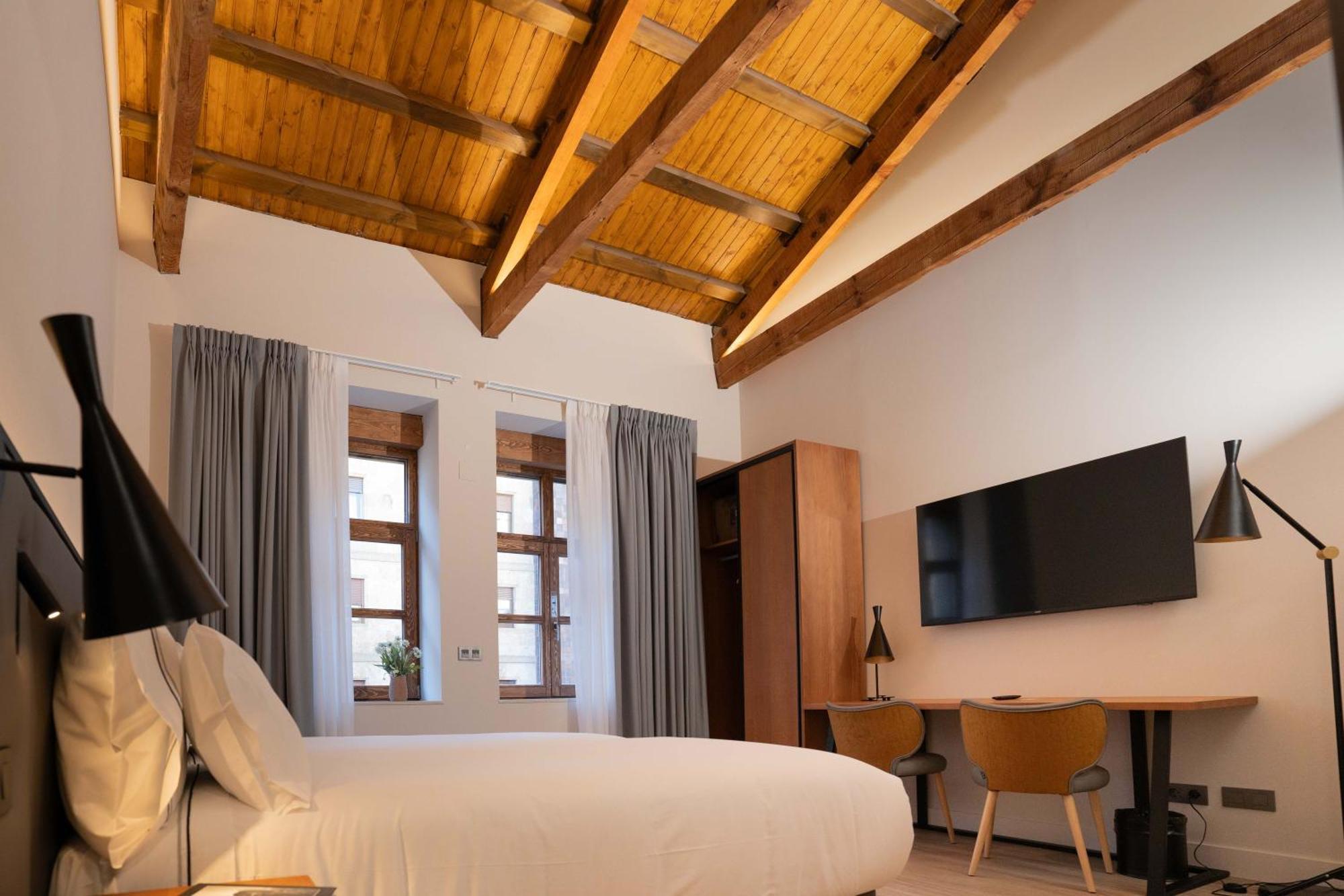 Prisma Suites Salamanca Esterno foto
