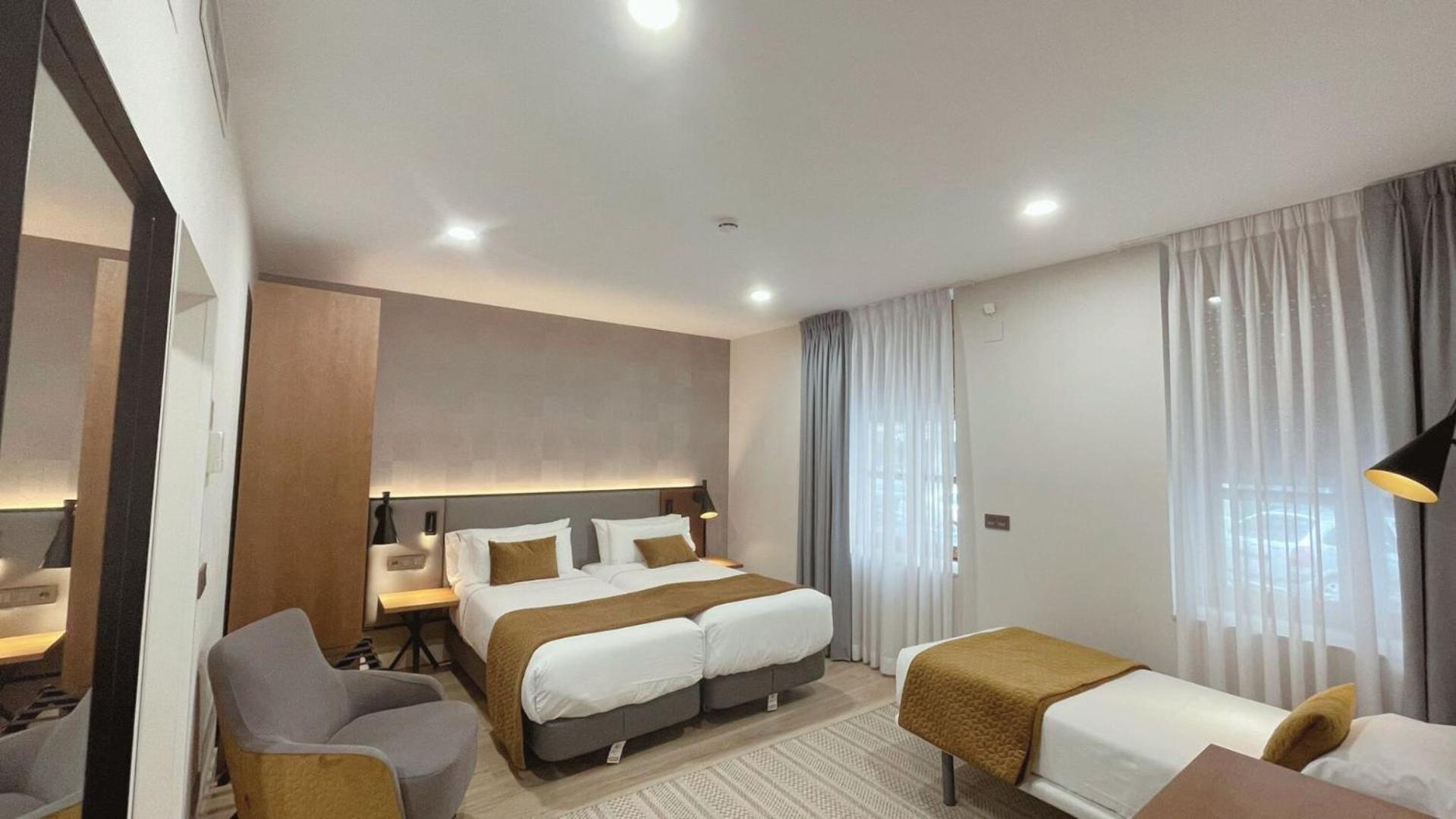 Prisma Suites Salamanca Esterno foto